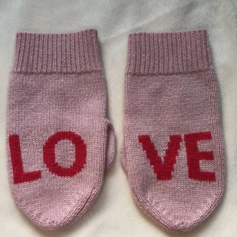 Little Lisa Perry Love Cashmere Mittens Pink Red Tones Size 6/8 Limited Edition